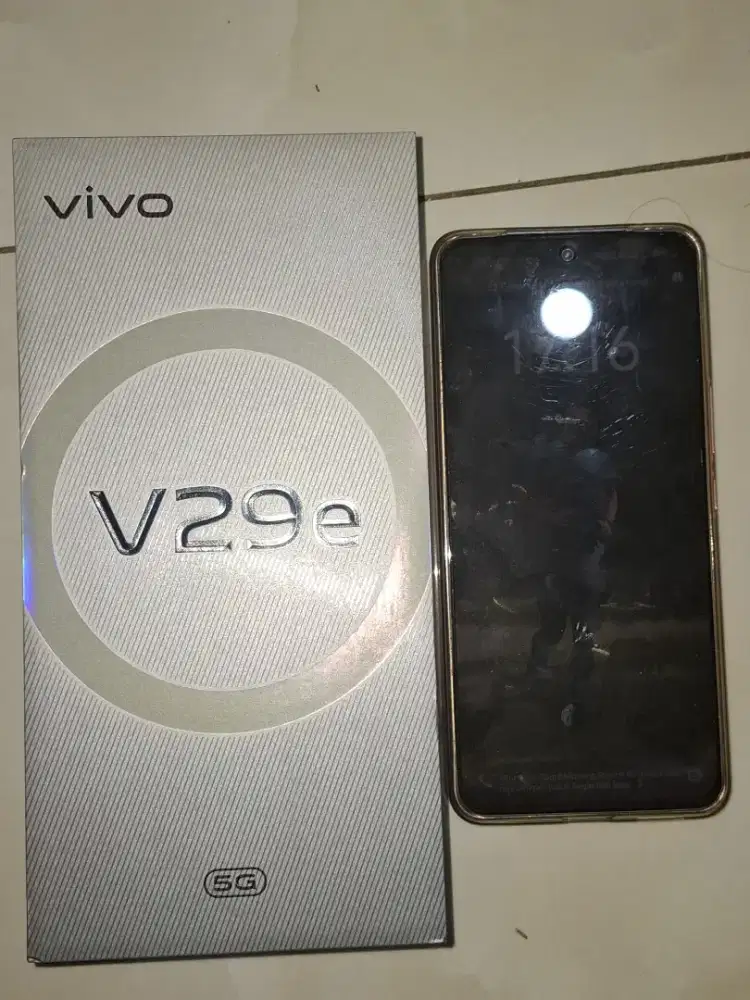 Handphone Vivo V29e 5g