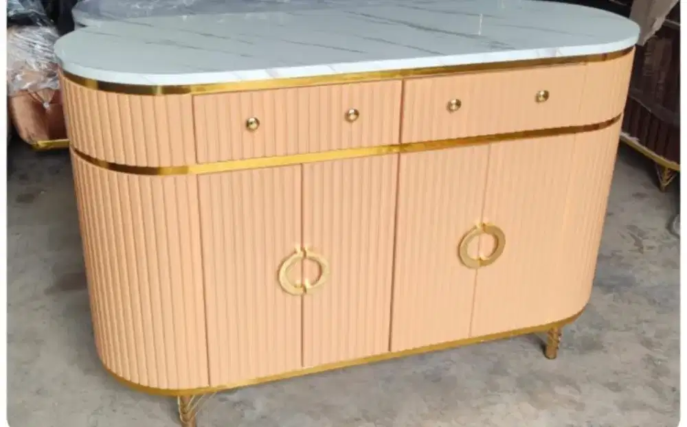 Meja Tv/Rak Tv Salur 130x50x80cm