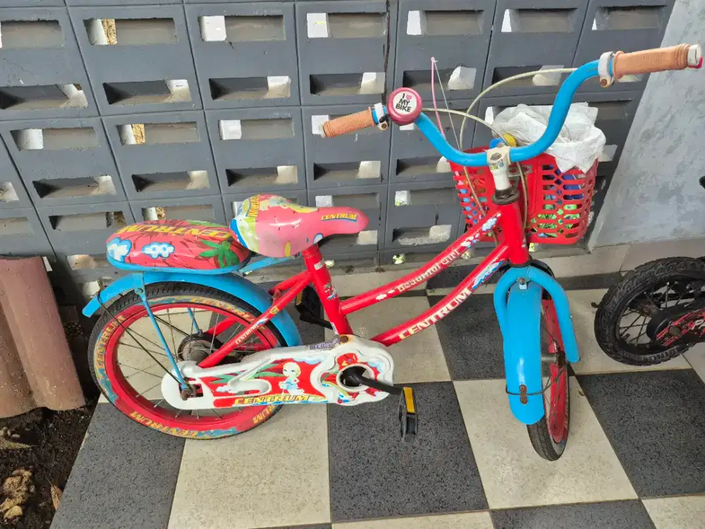 Sepeda anak perempuan