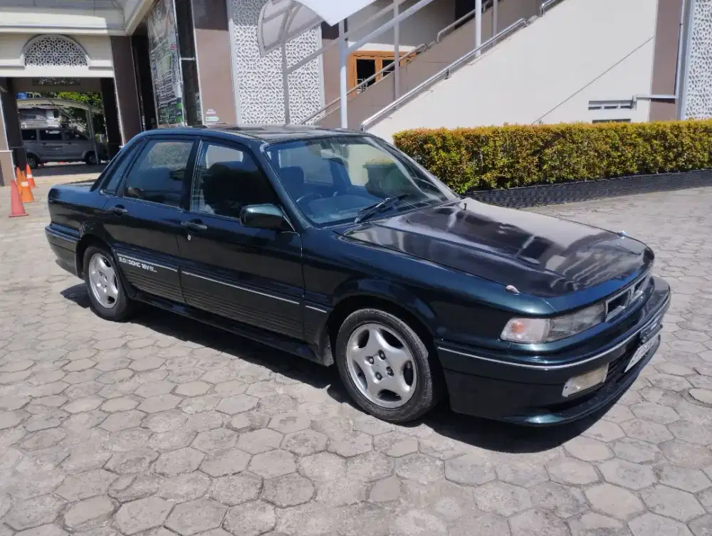 Dijual. Mitsubishi eterna dohc gti thn 1992 manual.