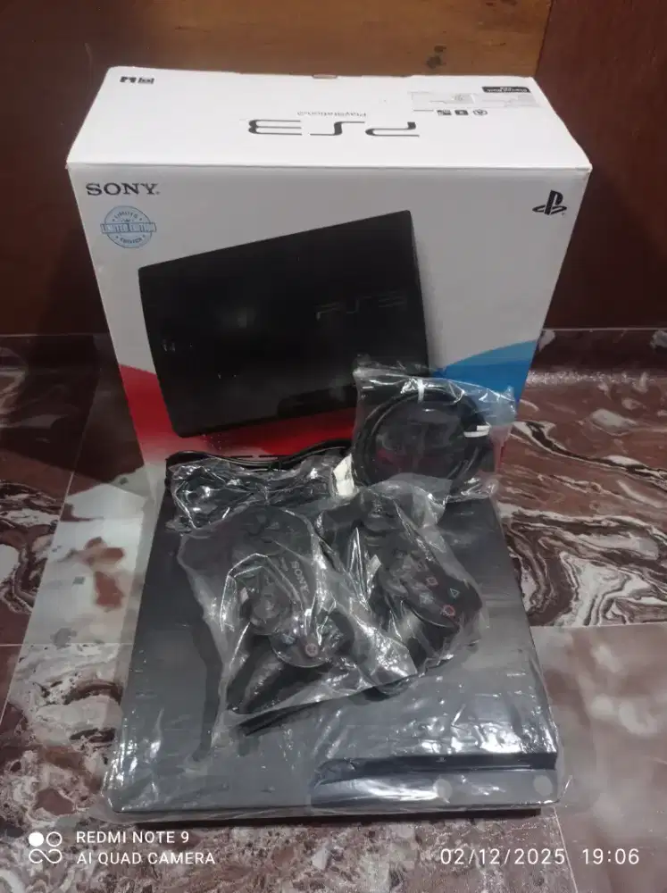 Jual PS3 slim seri 25 great A hardisk 500 GB