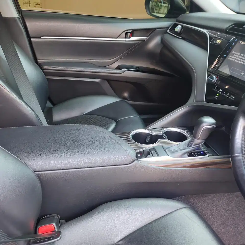 Camry V 2019 Dijual CEPAT