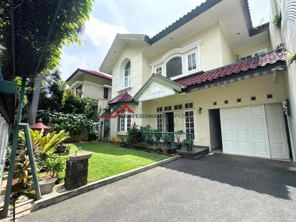 Rumah Lingkungan Bagus Dekat Senopati Dan SCBD Kebayoran Baru