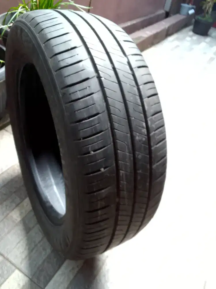 Ban Solus R16/205/55