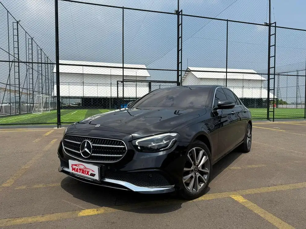 Mercedes Benz E200 2023 nik2022
