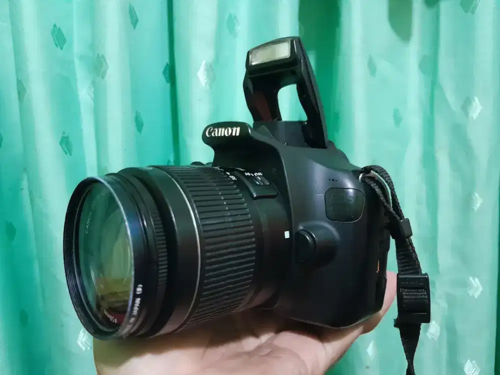 Kamera dslr Canon 1200D