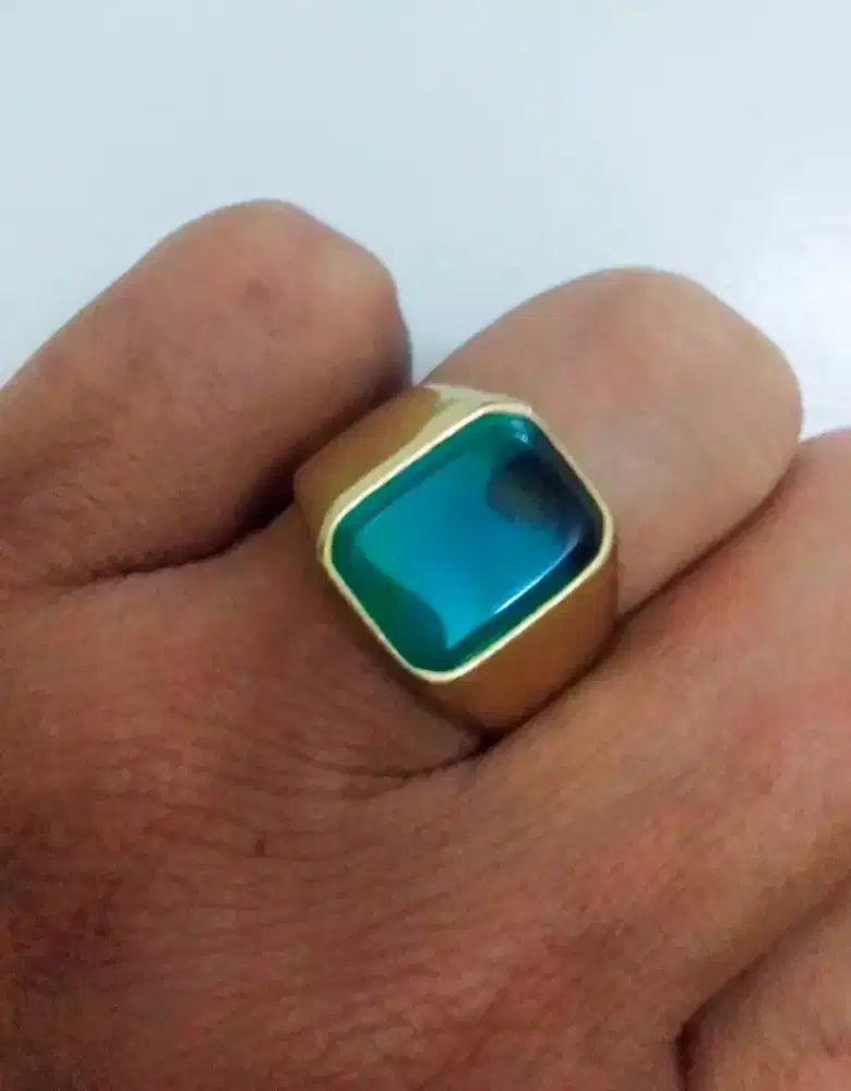Batu bacan lawasan