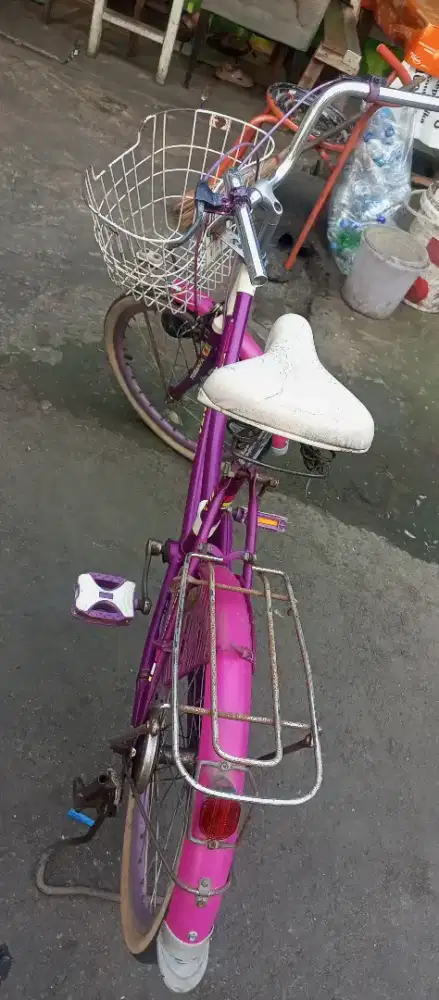 Di jual sepeda cewek