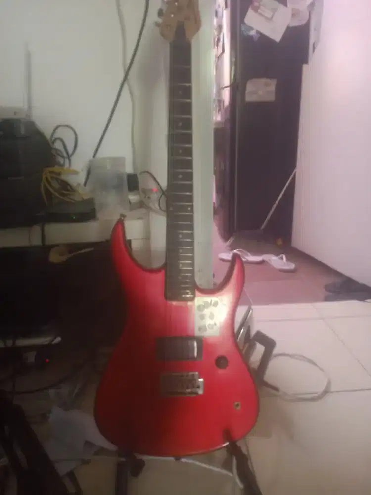 Gitar listrik merk prince