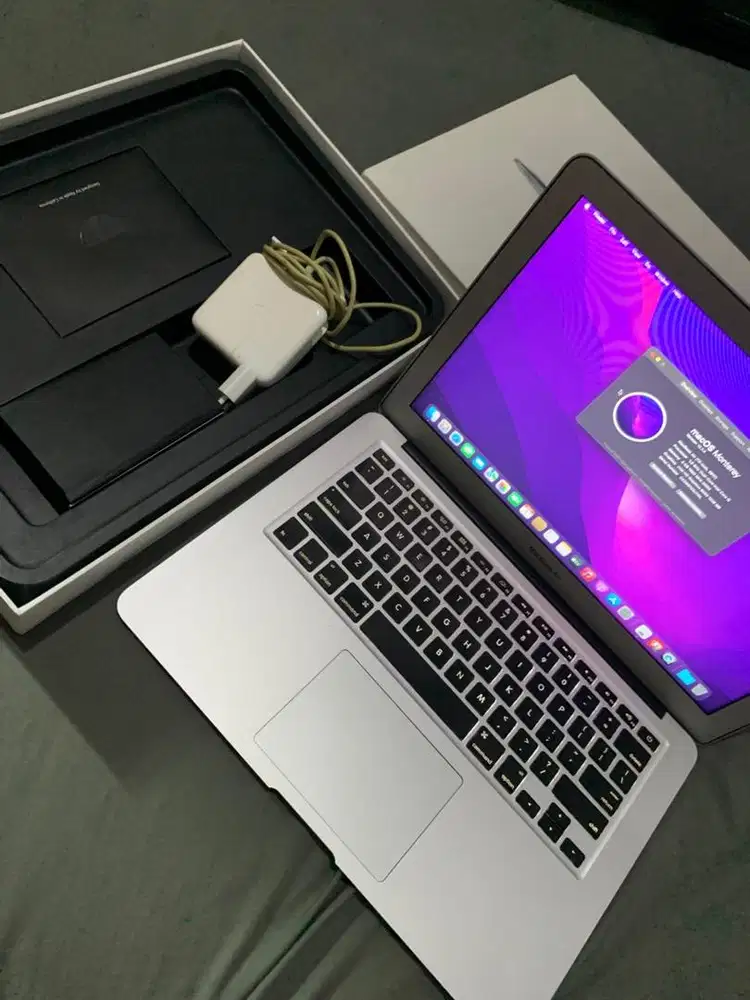 Macbook Air 2017 ssd 256 Fullset