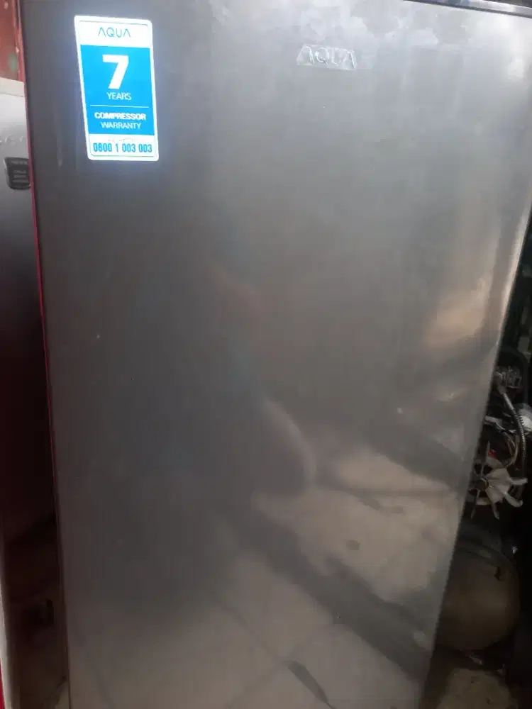 Di jual kulkas Aqua 1 pintu normal siap pakai
