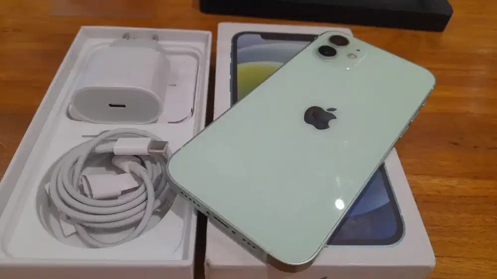 Iphone 12 5G Mulus dan lengkap