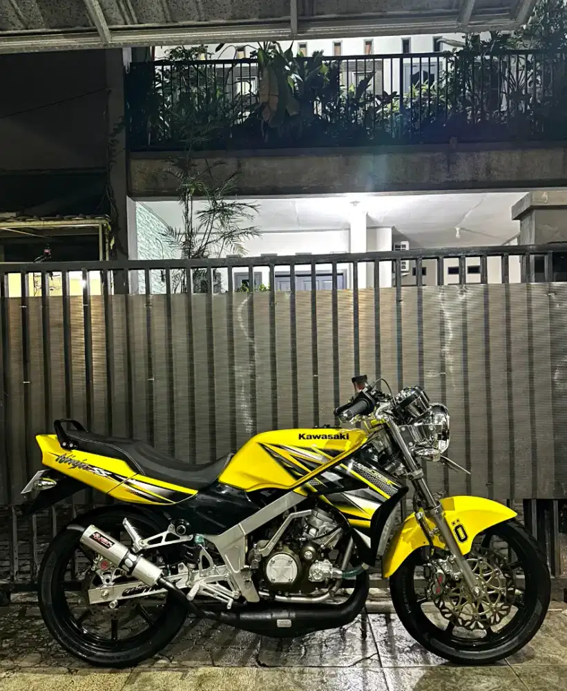 Kawasaki ninja ss 2313 asli warna kuning