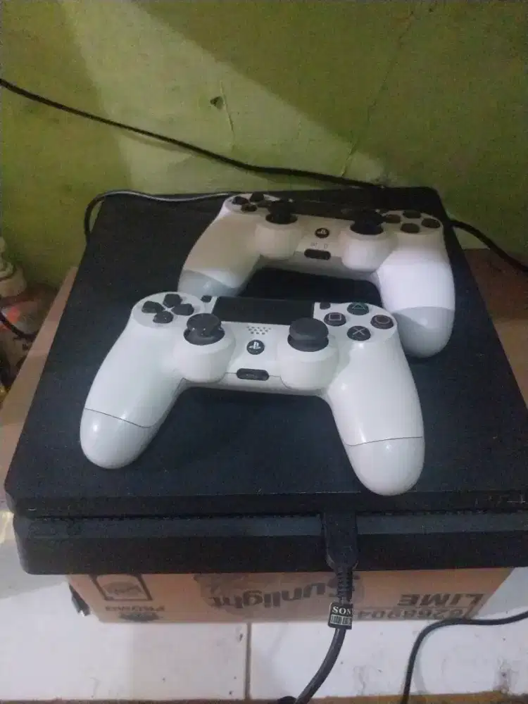 Ps4 slim HDD 1 tb segel void