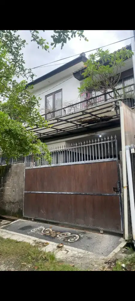 Dijual rumah lantai 2 di tukad badung renon denpasar bali