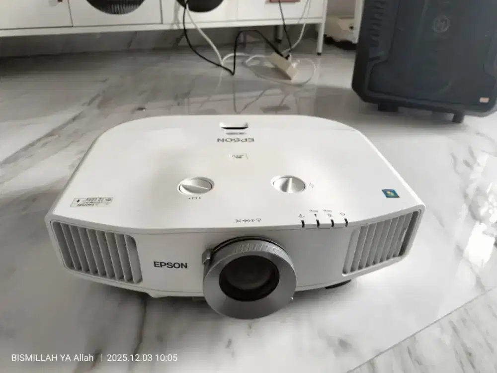 Jual proyektor Epson EB -G5950