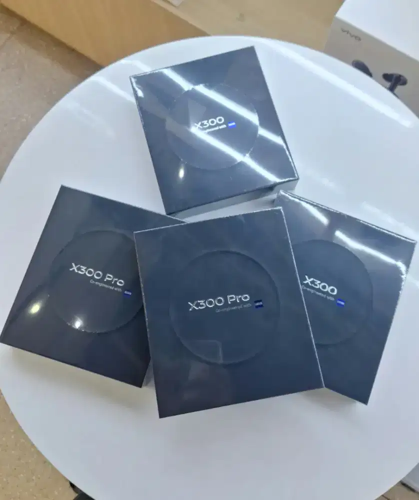 Promo Khusus X300 Pro Potongan CC Upto 1,8jt + Buds Vivo 3e+ Grnsi 2th