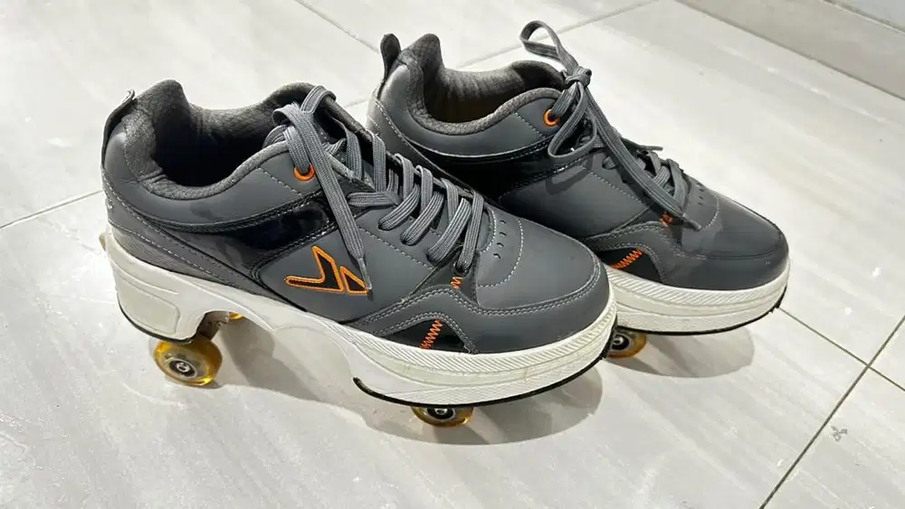 Sepatu roda lipat roller skate