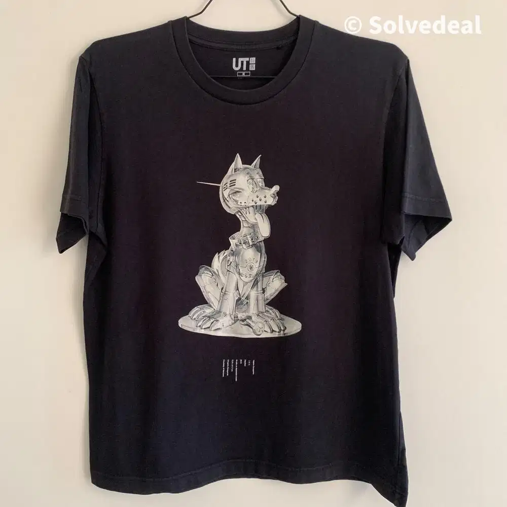 Kaos Uniqlo Neo Miyage Hajime Sorayama Hachiko Hitam