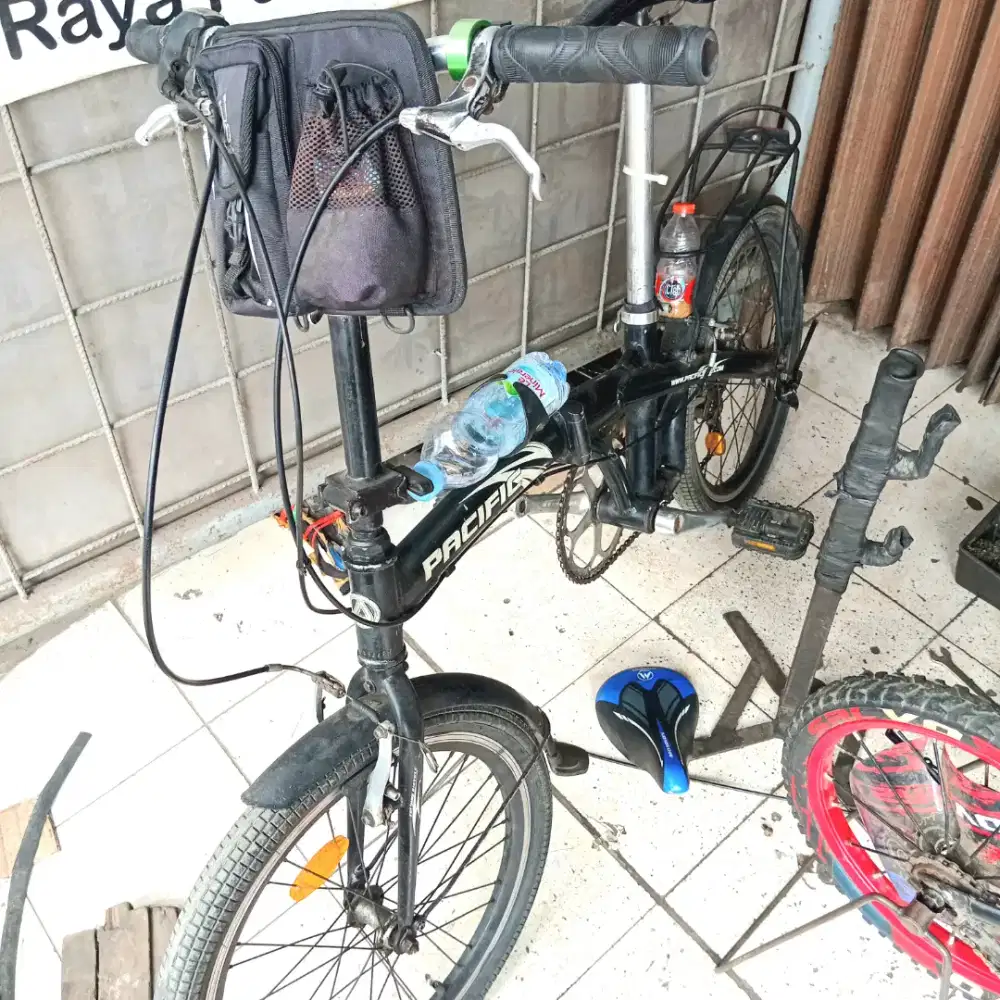 Sepeda Lipat Pacific 6 speed bekas