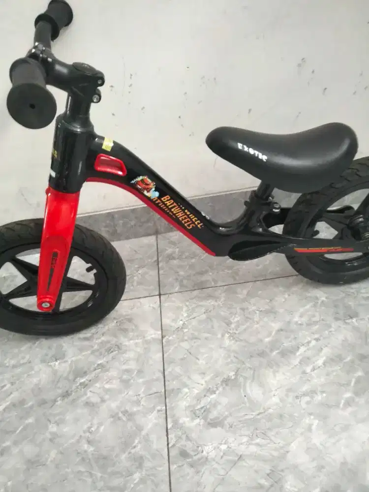 Sepeda pushbike anak merk Exotic