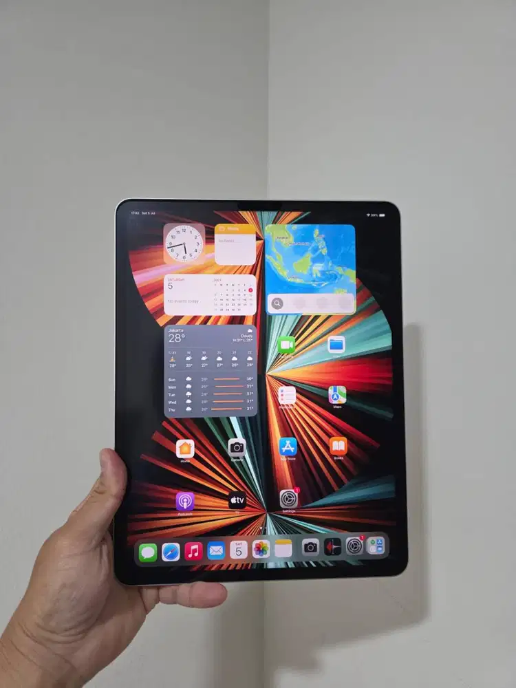 Apple iPad Pro M1 12.9 5th Gen 2021 256GB 256 GB Wifi Only Like New