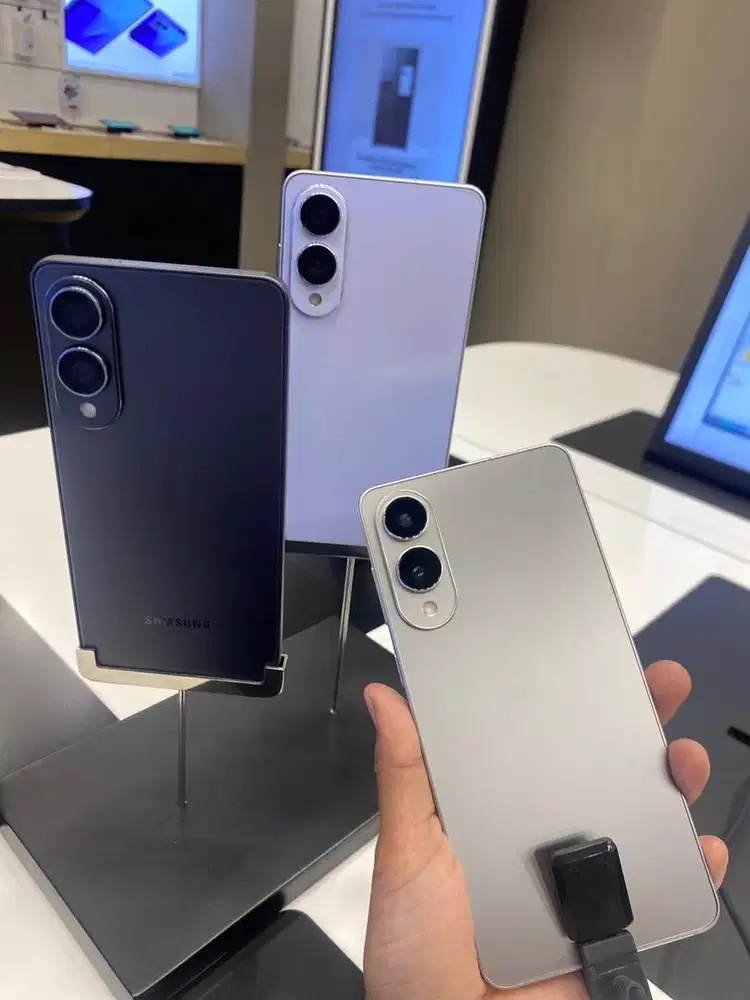 galaxy samsung s25 edge new series free bluthooth speaker