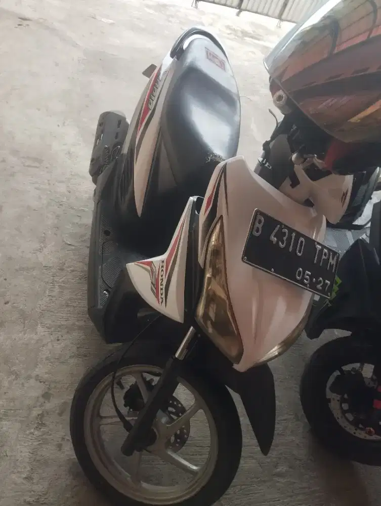 Vario 110 cc plat dki timur jatibening