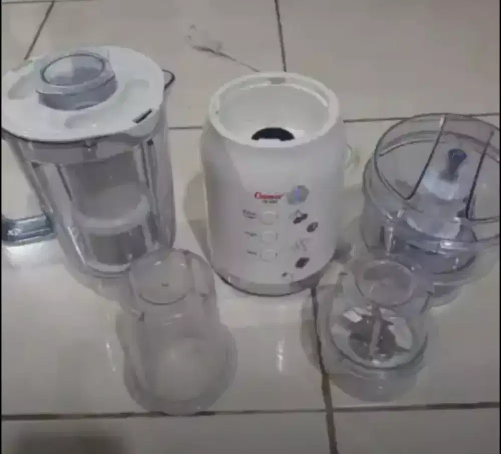 Blender Cosmos putih