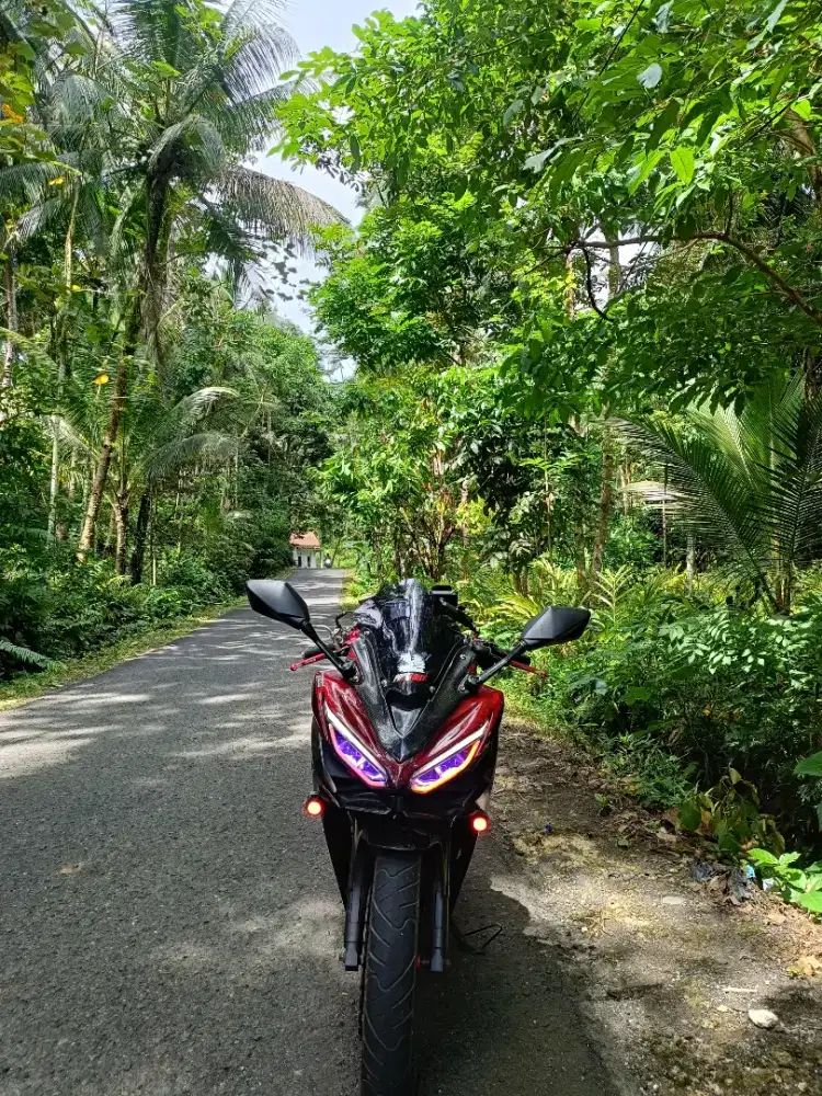 CBR 150R tahun 2018 terima tuker tambah/bt