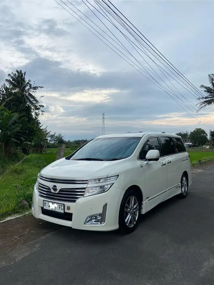 JUAL NISSAN ELGRAND 2.5 HWS 2013