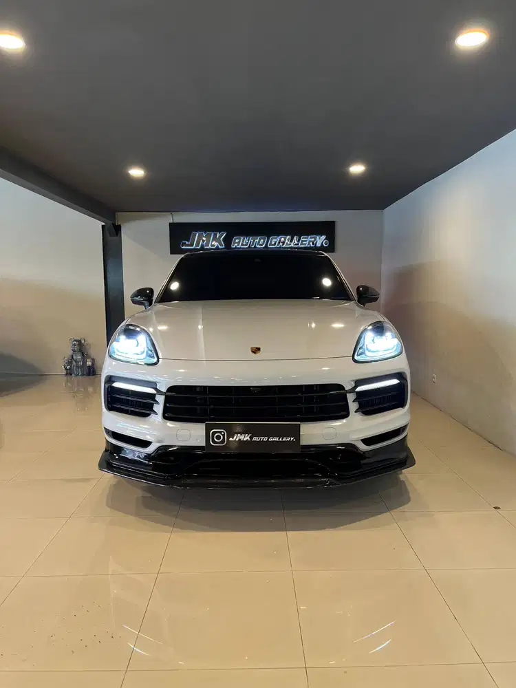 Porsche Cayenne 3.0 Coupe (Full Option)