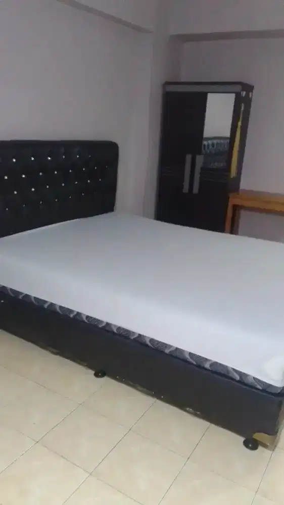 Disewakan apartemen tipe studio bersih murah jakarta barat