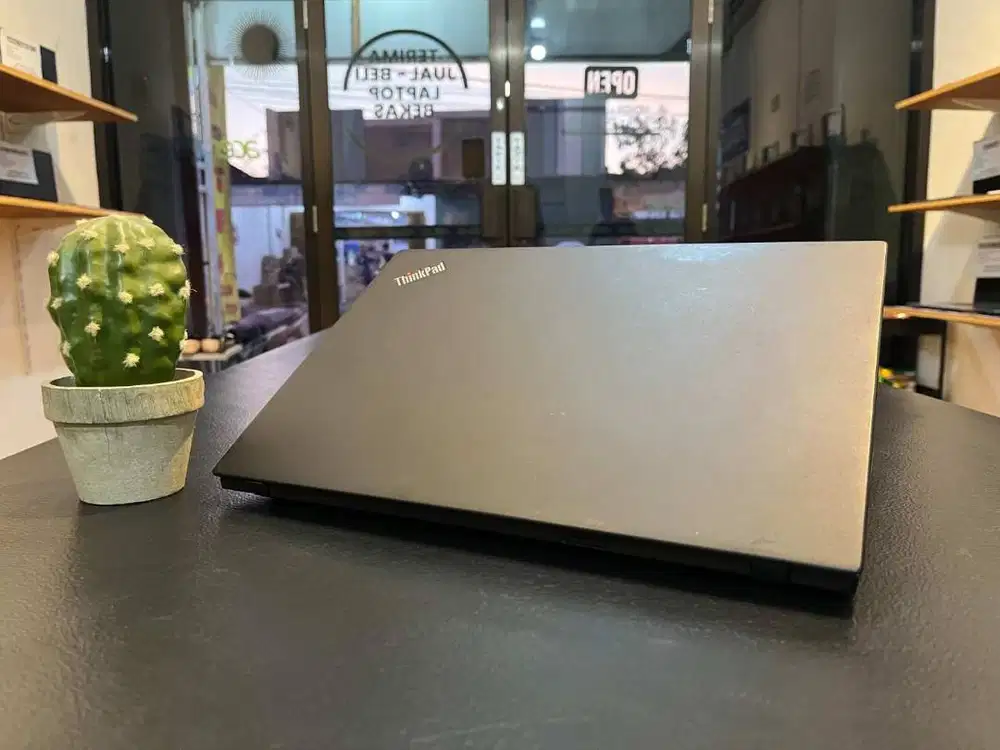 LAPTOP BUILD UP LENOVO THINKPAD X13 // RAM 8GB // SSD 256GB