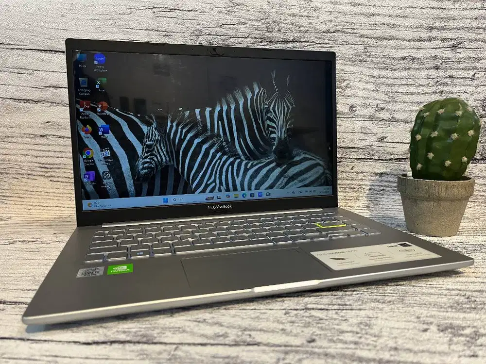 ASUS VIVOBOOK K413EQ // CORE i7 // INTEL IRIS+NVIDIA MX350