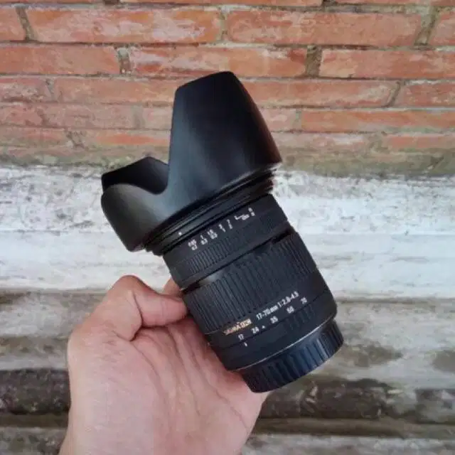 Lensa Sigma for Canon APSC 17-70mm F 2.8 normal siap pakai