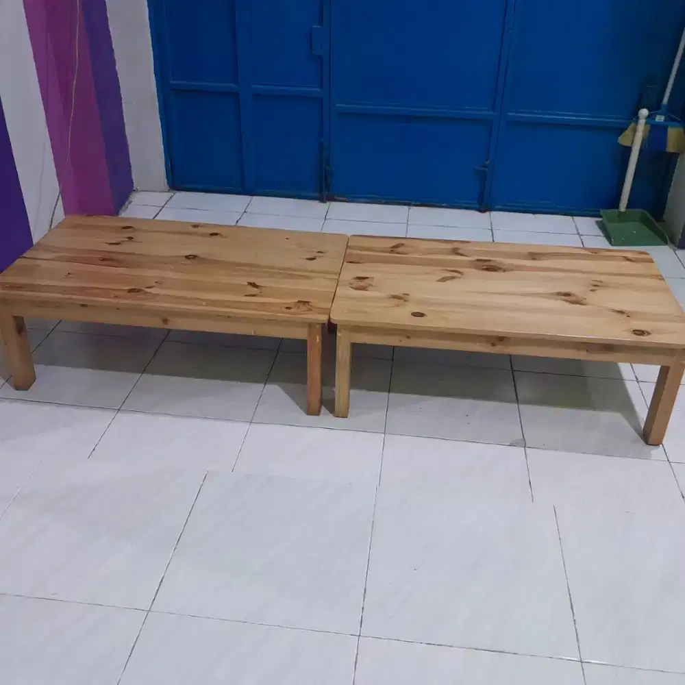 Dijual cepat 4 meja bekas toko masih bagus mulus