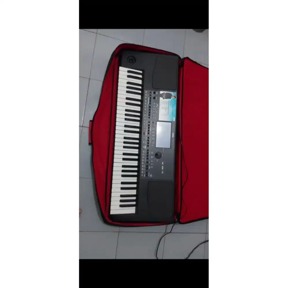 Keyboard korg pa600 V2 mulus seperti baru
