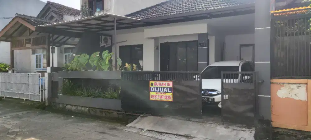 Jual rumah exclusive tengah kota