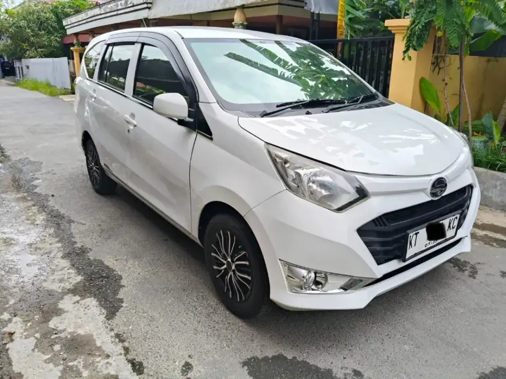 SIGRA X 1.2 MATIC 2017