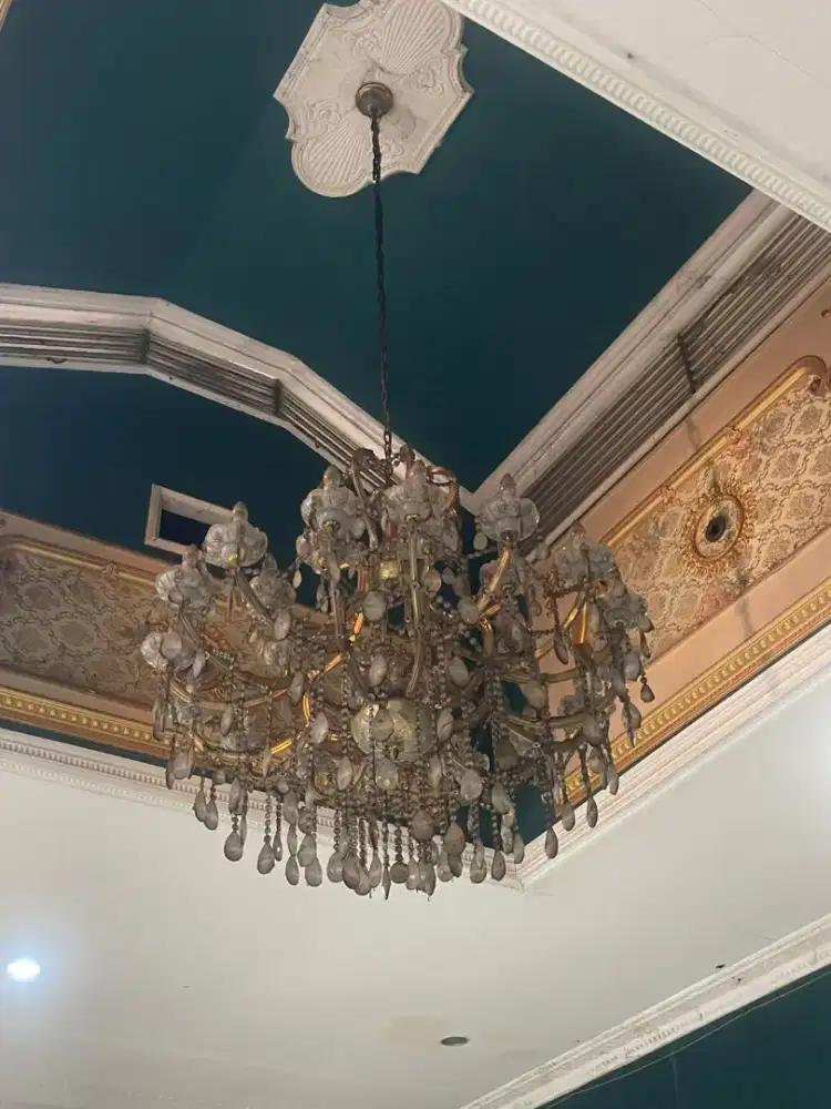 Lampu  gantung Kristal Asli