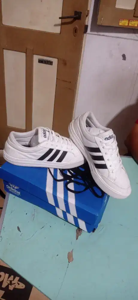 Adidas vs set white/black
