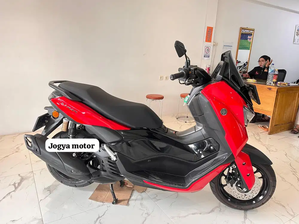(B) Yamaha nmax neo km low 2025