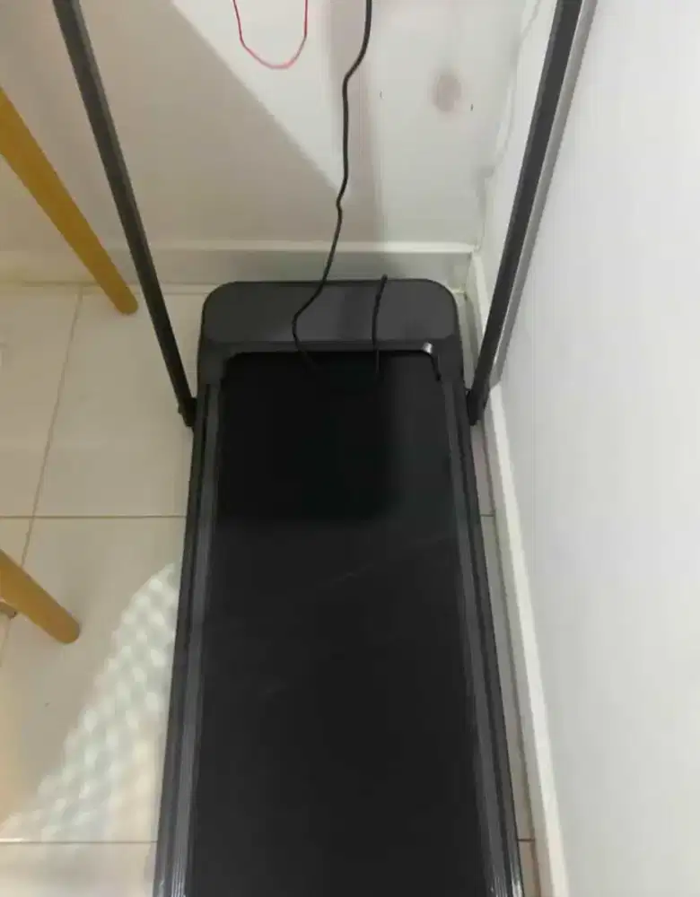DIJUAL TREADMILL BEKAS TAPI MASIH BARU