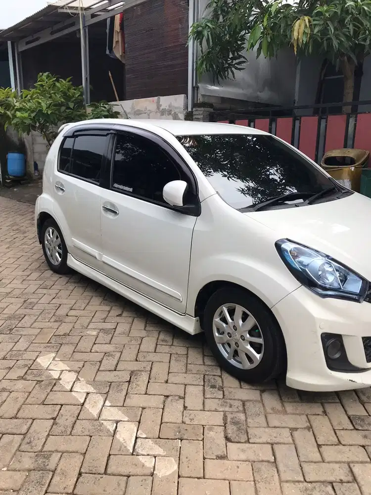 Daihatsu Sirion 2015 Bensin