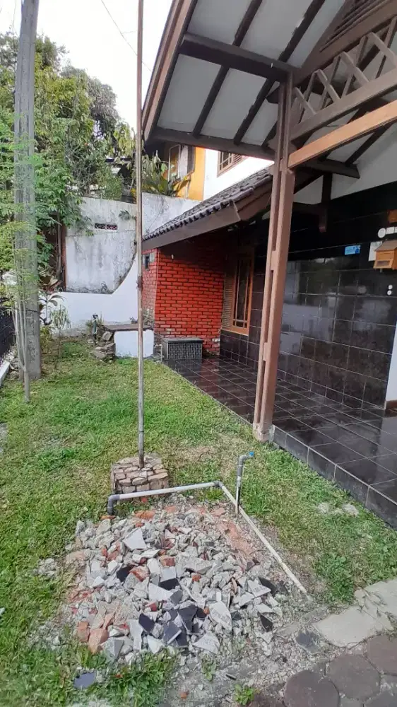 MURAH PISAN !! RUMAH NYAMAN BELAKANG GRIYA BUAHBATU
