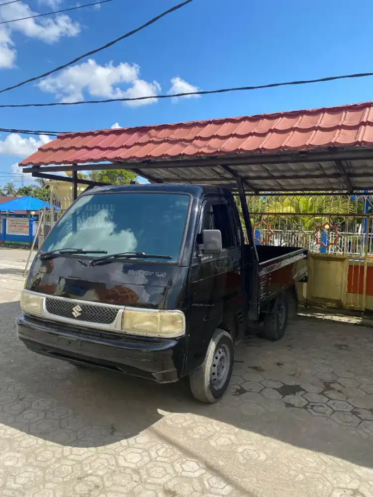 Mobil suzuki carry 1,5 hitam 2013