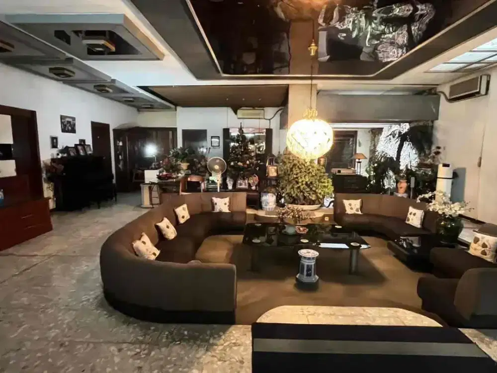 Raya diponegoro hok 1lt  rumah lama