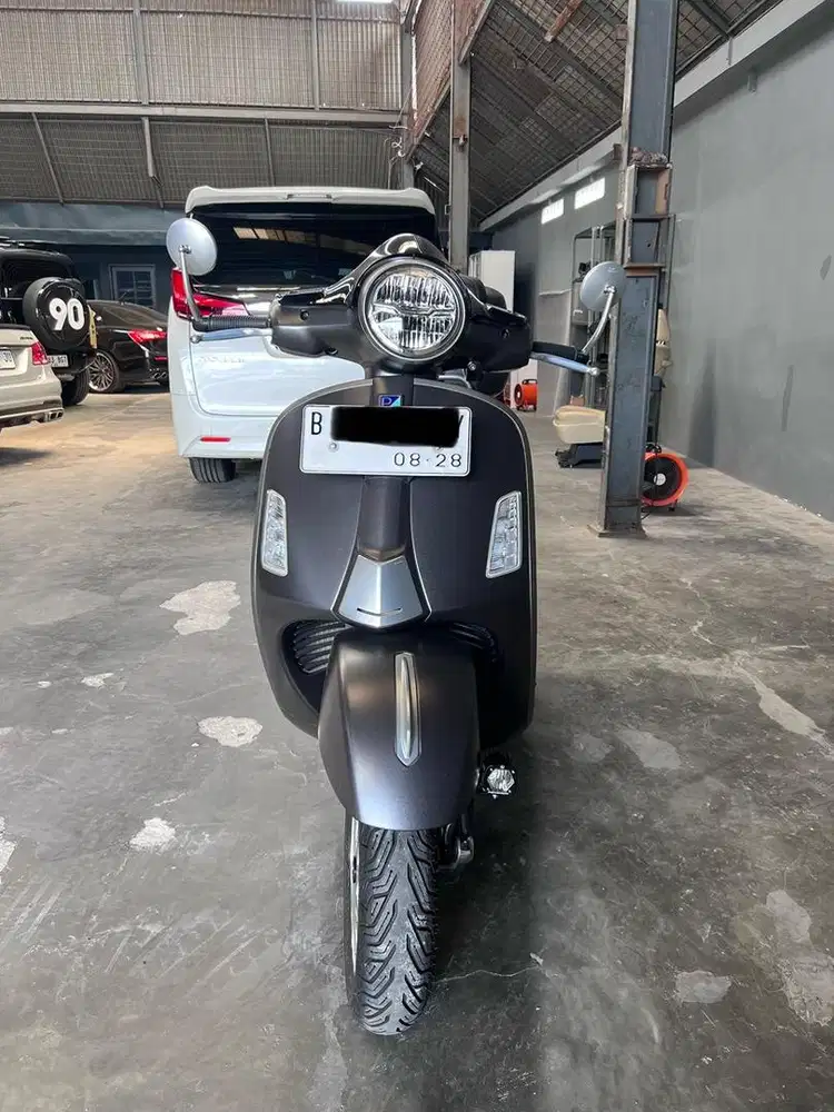Vespa GTS 300 2023 full specs RARE