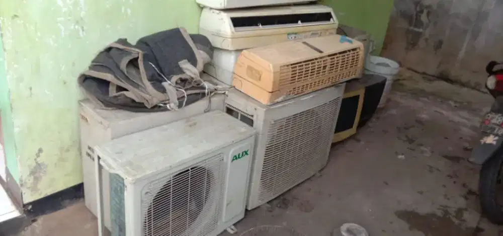 Terima ac bekas rusak mati